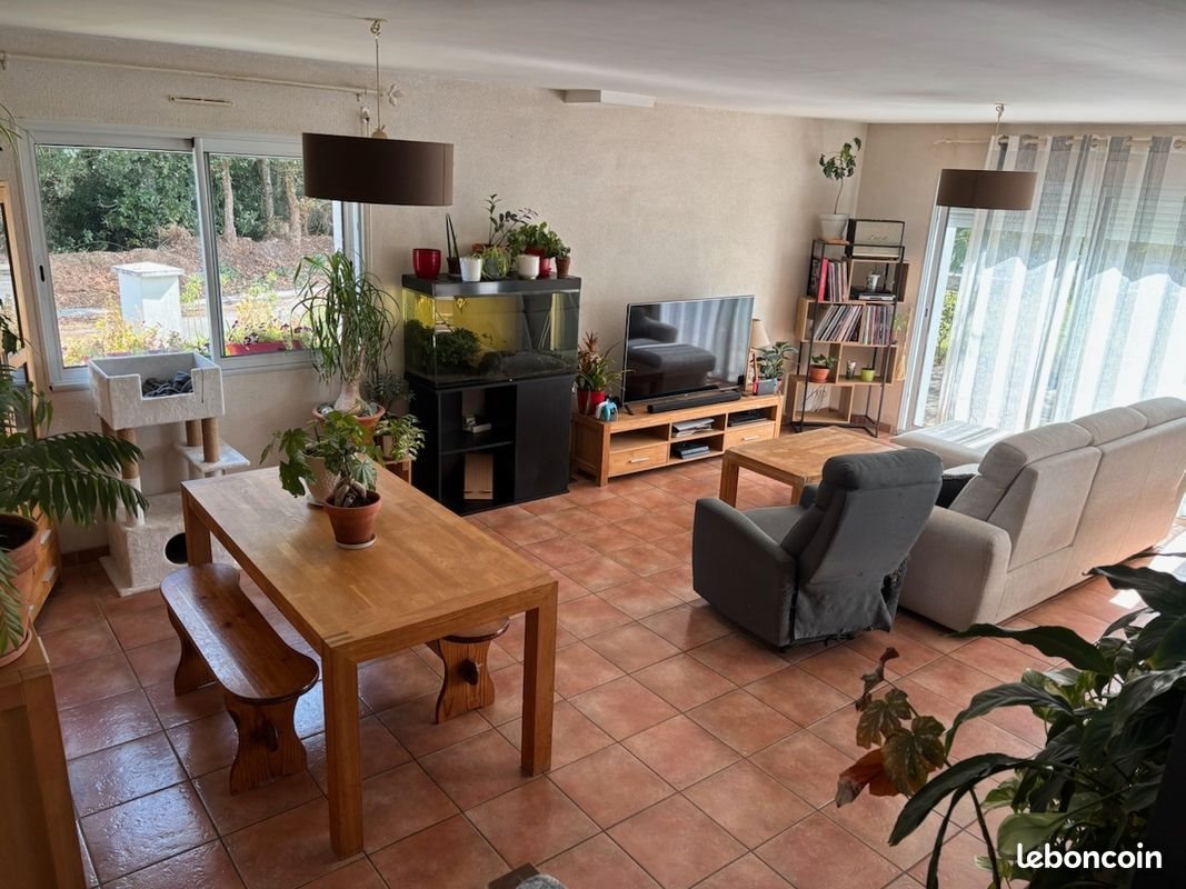 Maison à louer, 140m², Plescop
