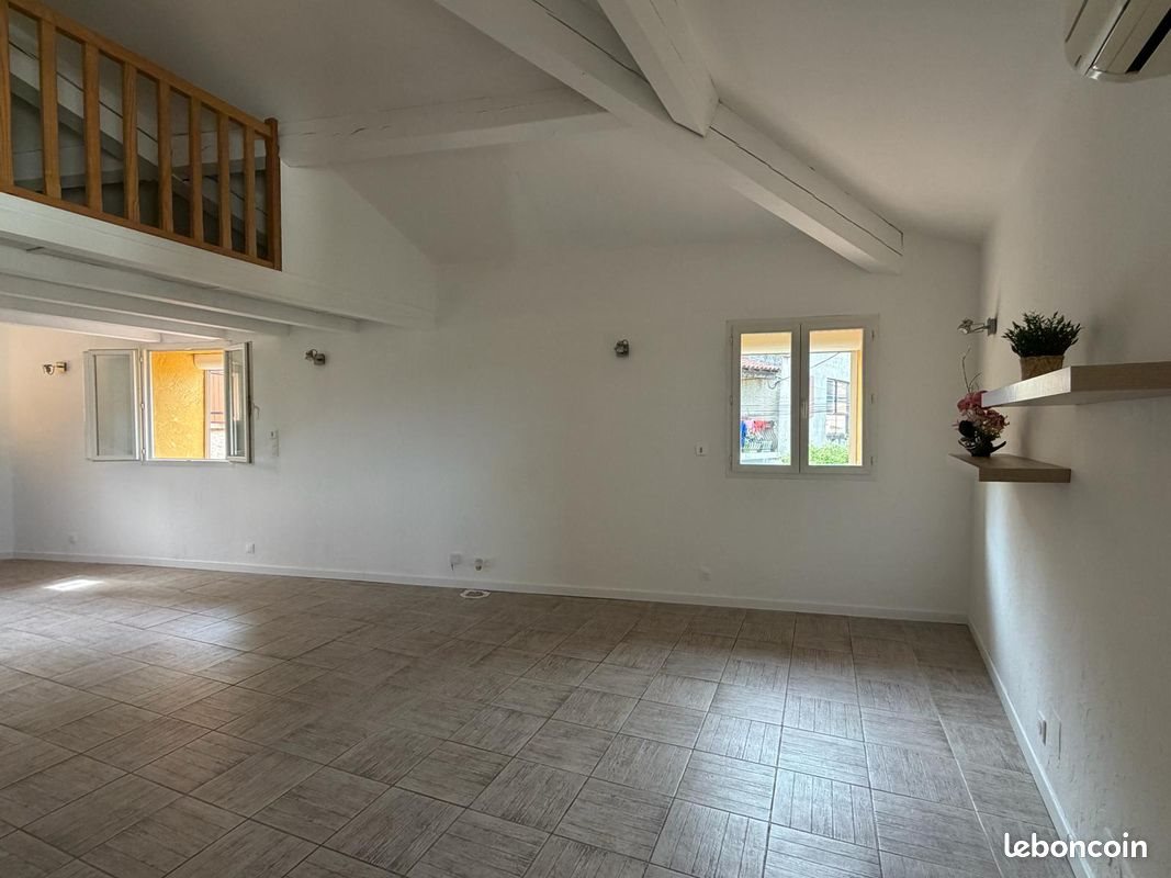 Maison à louer, 60m², Ginasservis