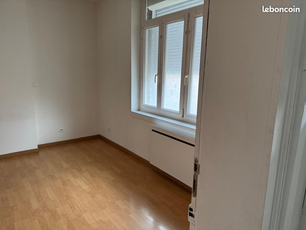 Appartement à louer, 43m², Thiant