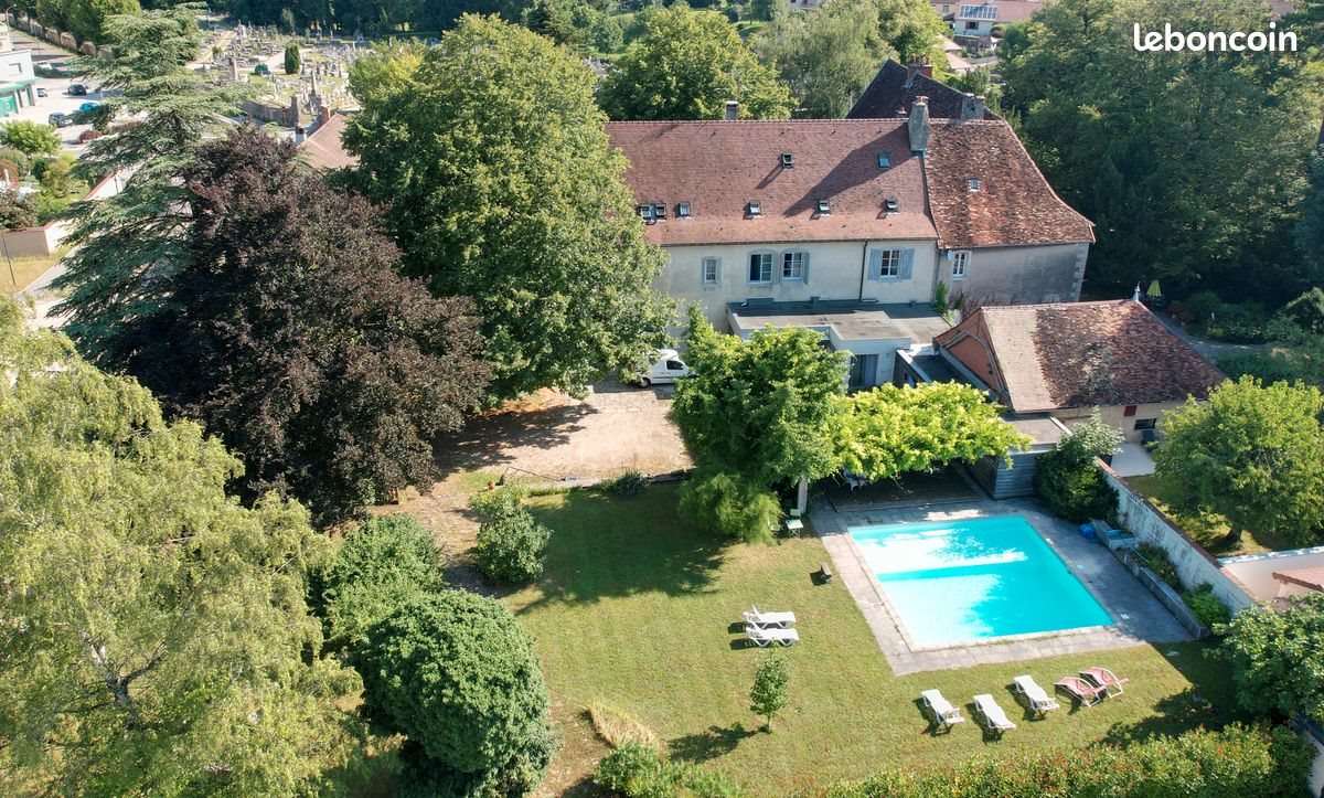 Appartement à louer, 100m², Poligny