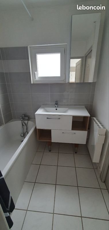Appartement à louer, 26m², Loos