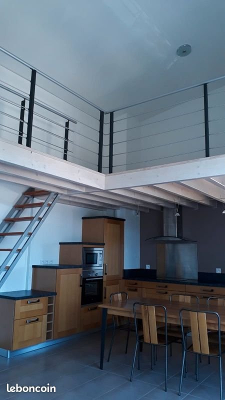 Appartement à louer, 84m², Viry