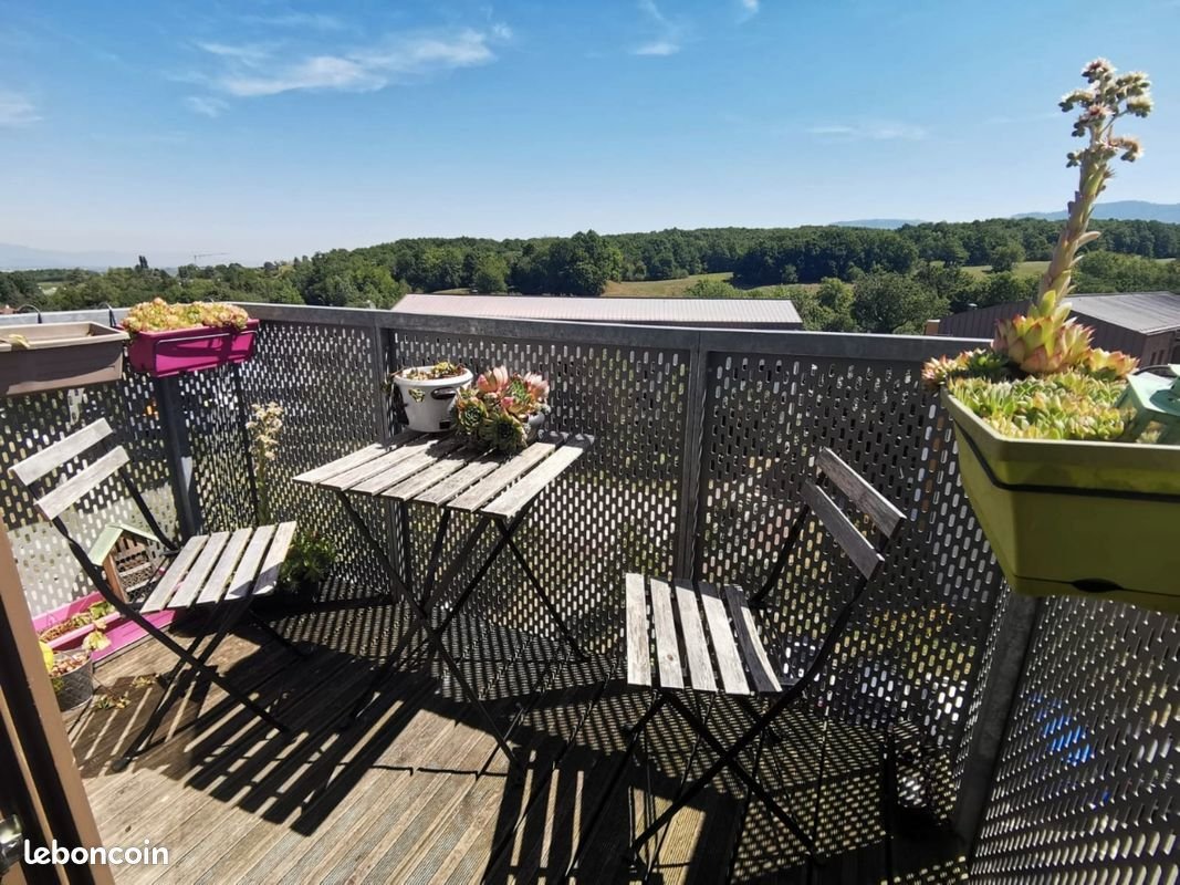 Appartement à louer, 84m², Viry