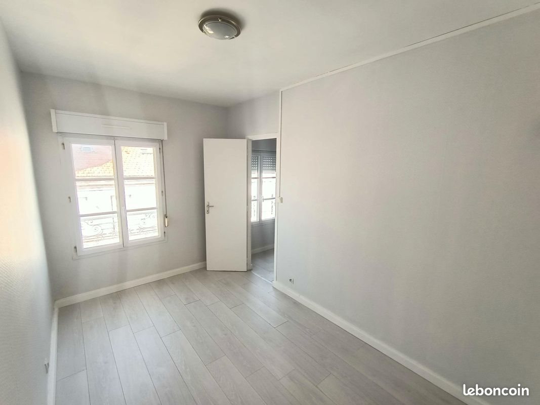Appartement à louer, 34m², Rochefort