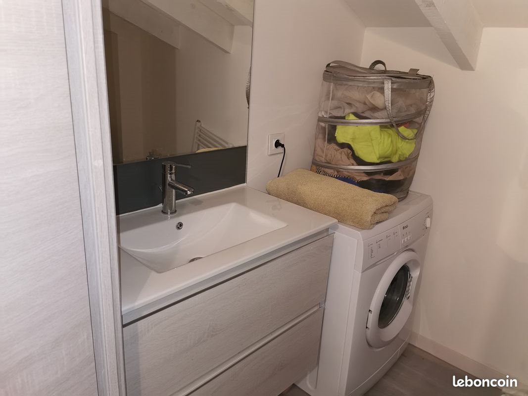 Appartement à louer, 55m², Saint-Paul-Trois-Châteaux
