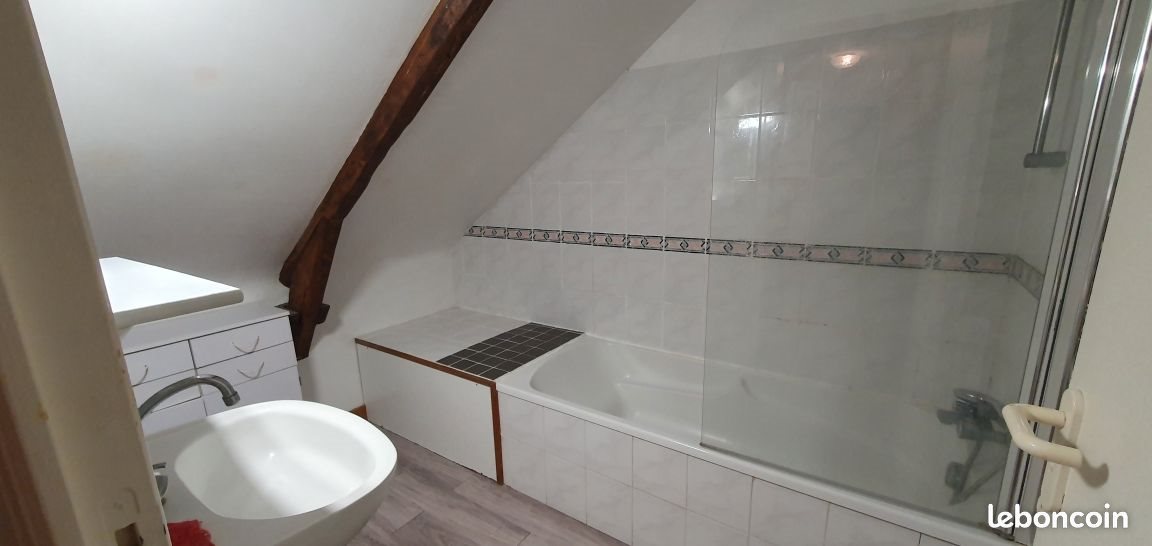 Maison à louer, 86m², Noyal-Pontivy