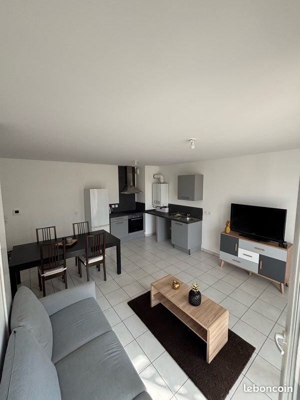 Appartement à louer, 58m², Saint-Priest