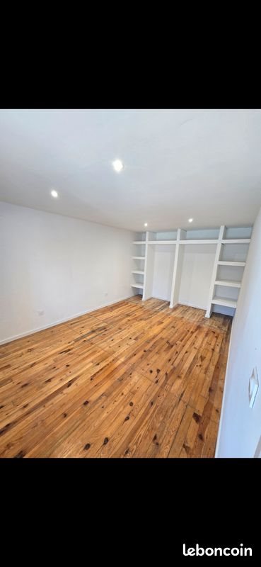 Appartement à louer, 65m², Cours-la-Ville