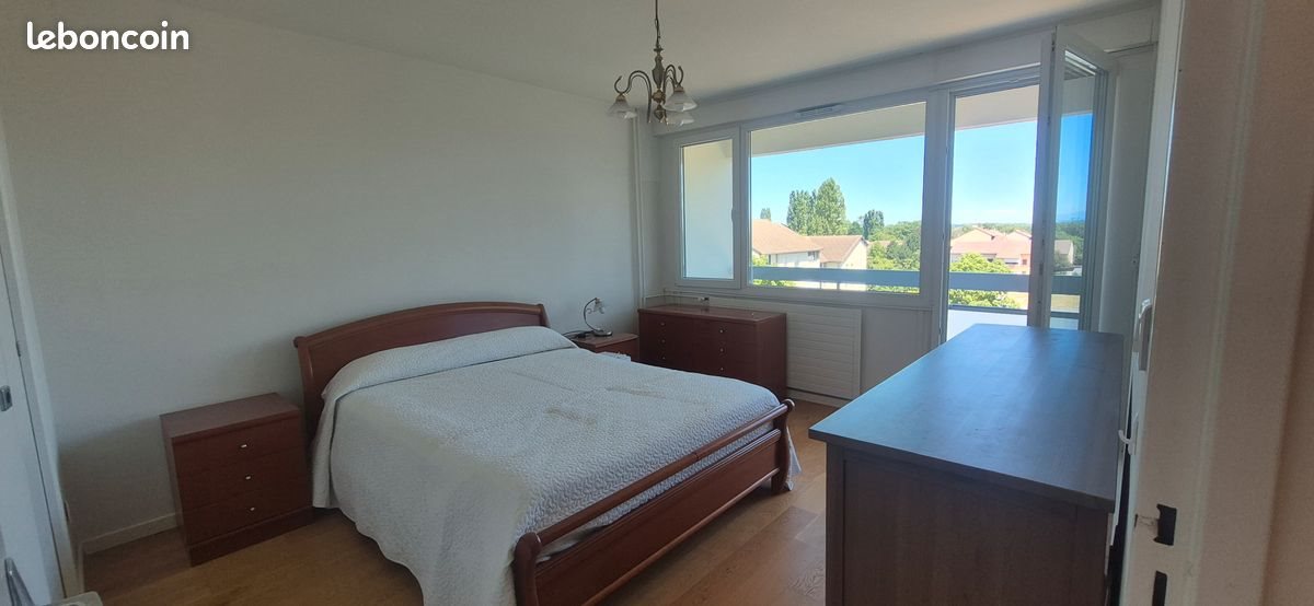 Appartement à louer, 72m², Saint-Genis-Pouilly