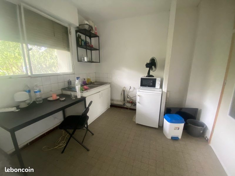 Appartement à louer, 11m², Marseille 9ème