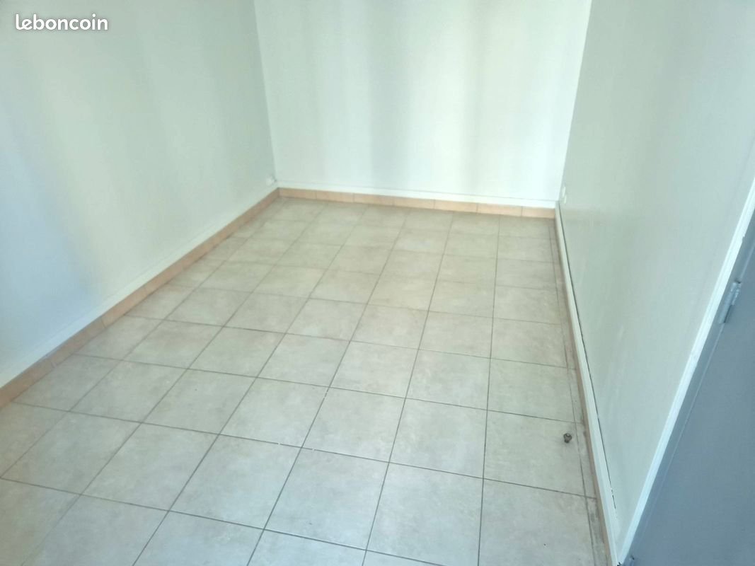 Appartement à louer, 41m², Béziers