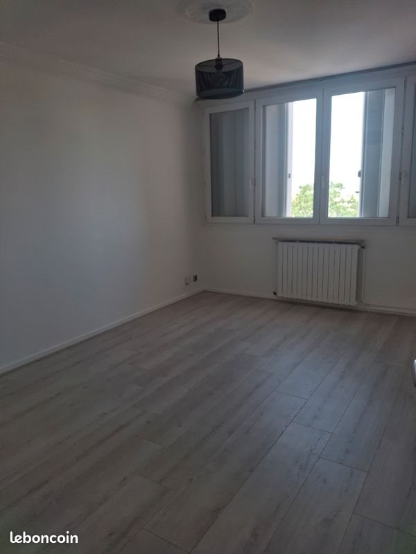 Appartement à louer, 54m², Saint-Etienne