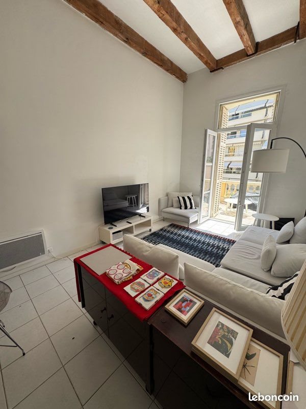 Appartement à louer, 59m², Menton