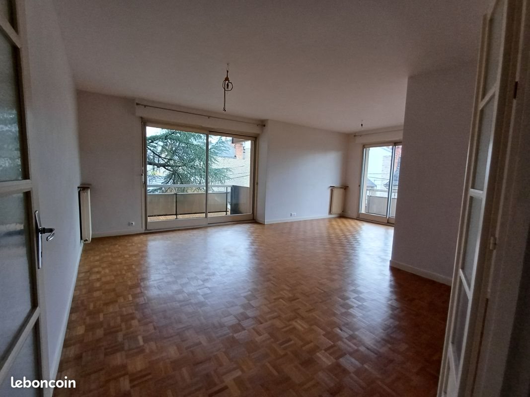 Appartement à louer, 77m², Brive-la-Gaillarde