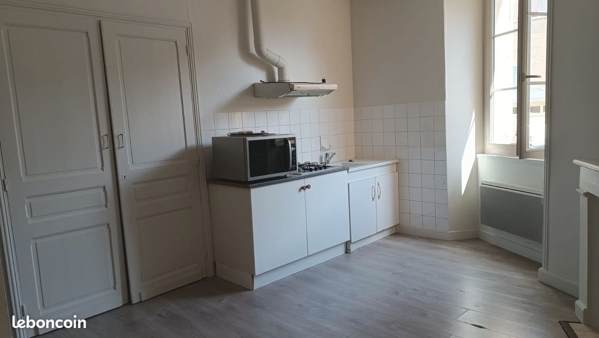 Appartement à louer, 56m², Excideuil