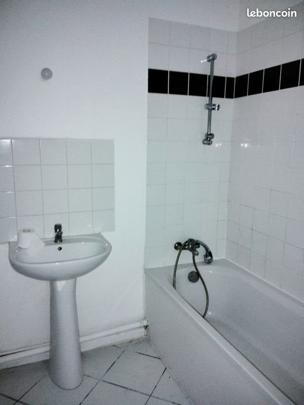 Appartement à louer, 70m², Montpon-Ménestérol