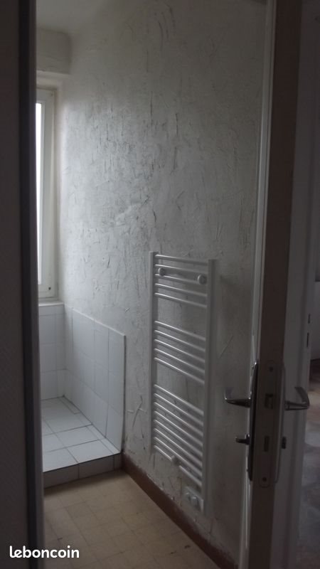 Appartement à louer, 65m², Caulnes