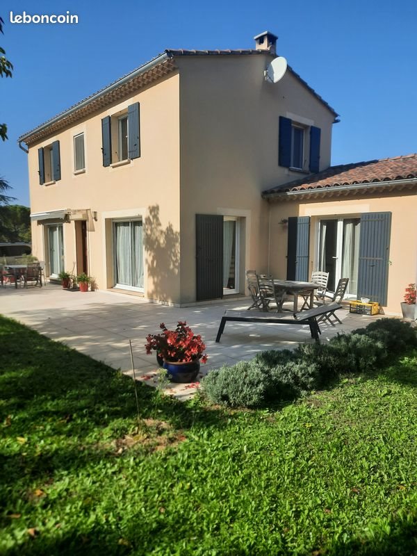 Appartement à louer, 25m², Vaison-la-Romaine