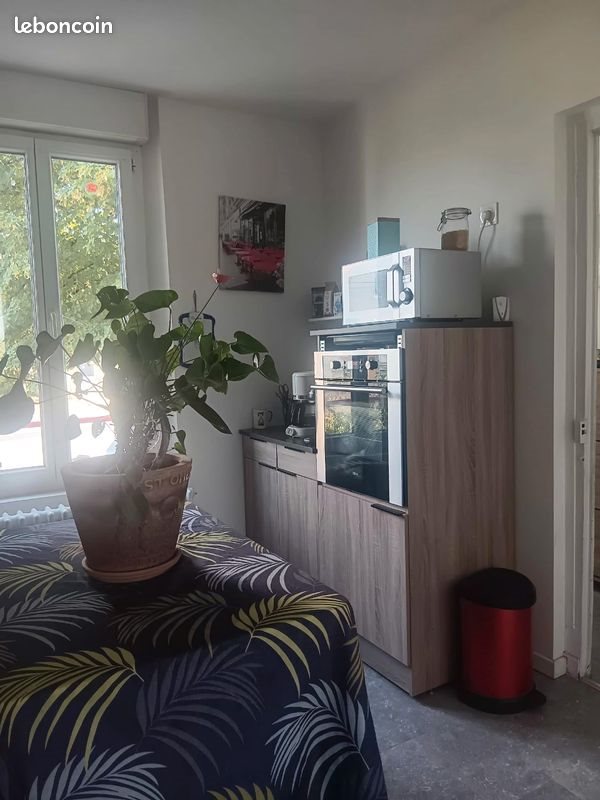 Maison à louer, 135m², Brugheas