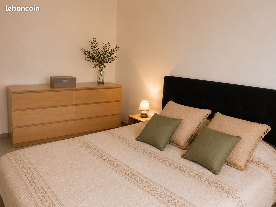 Appartement à louer, 81m², Montblanc