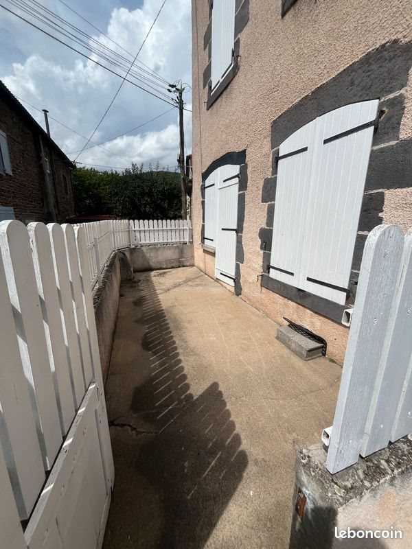 Appartement à louer, 50m², Massiac