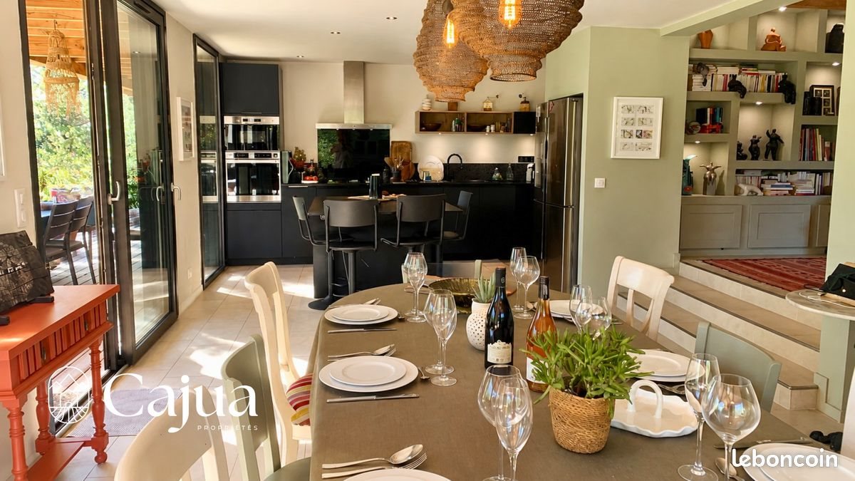 Maison à vendre, 180m², Uzès