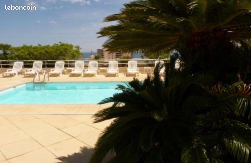 Appartement à louer, 30m², Beausoleil
