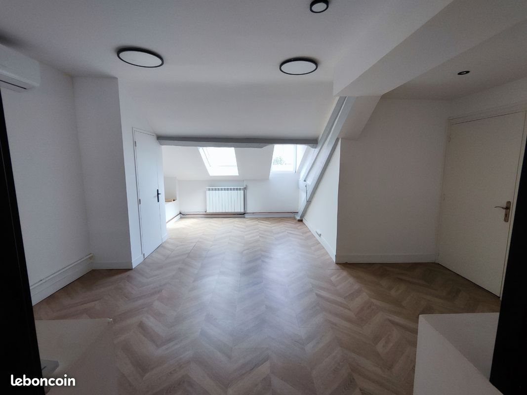 Appartement à louer, 150m², Périgueux