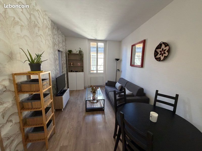 Appartement à louer, 35m², Antibes