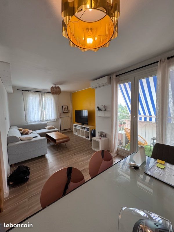 Appartement à louer, 75m², Marignane