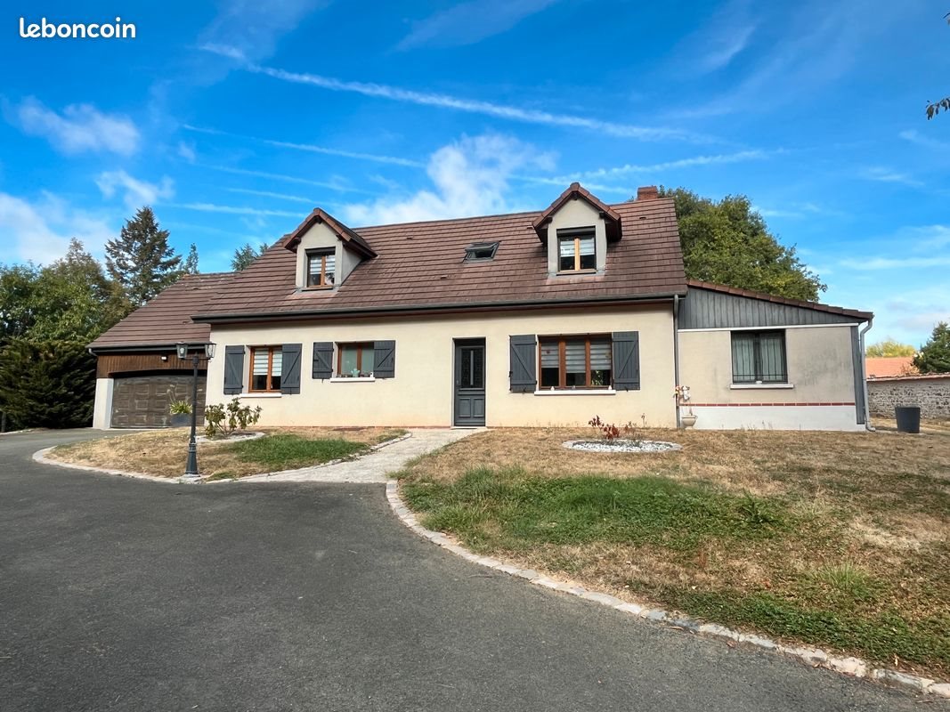 Maison à vendre, 140m², Saint-Maur-sur-le-Loir