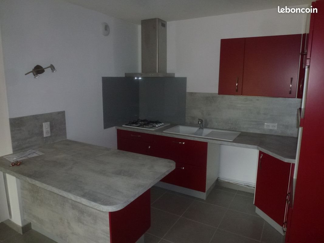 Appartement à louer, 70m², Crotenay