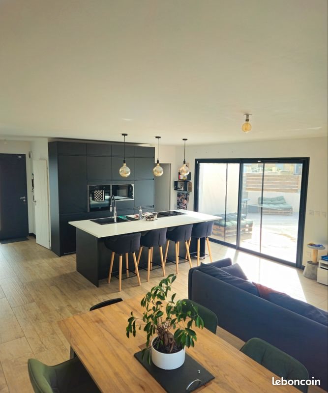 Maison à vendre, 94m², Poussan