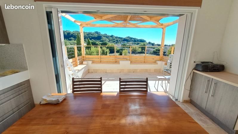 Appartement à louer, 69m², Malemort-du-Comtat