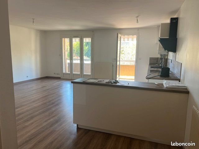 Appartement à louer, 72m², Valence