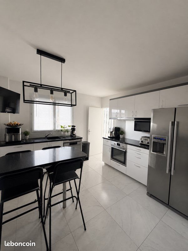 Appartement à vendre, 86m², Sanary-sur-Mer