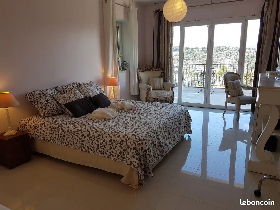 Maison à louer, 140m², Vallauris