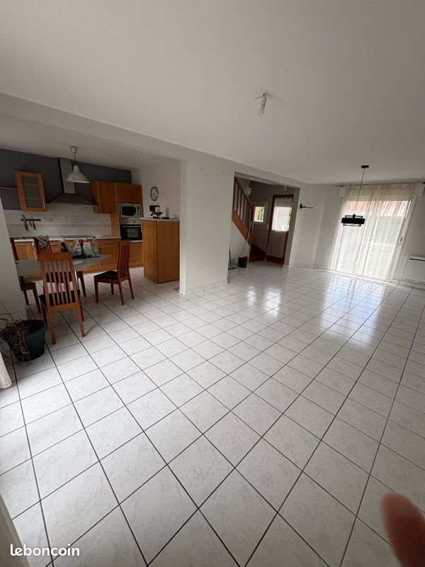 Maison à louer, 100m², Guignen