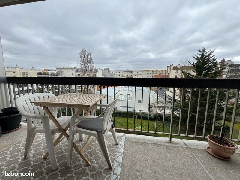 Appartement à louer, 27m², Courbevoie