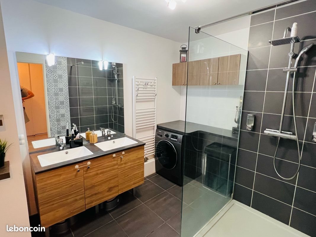 Appartement à louer, 80m², Lille