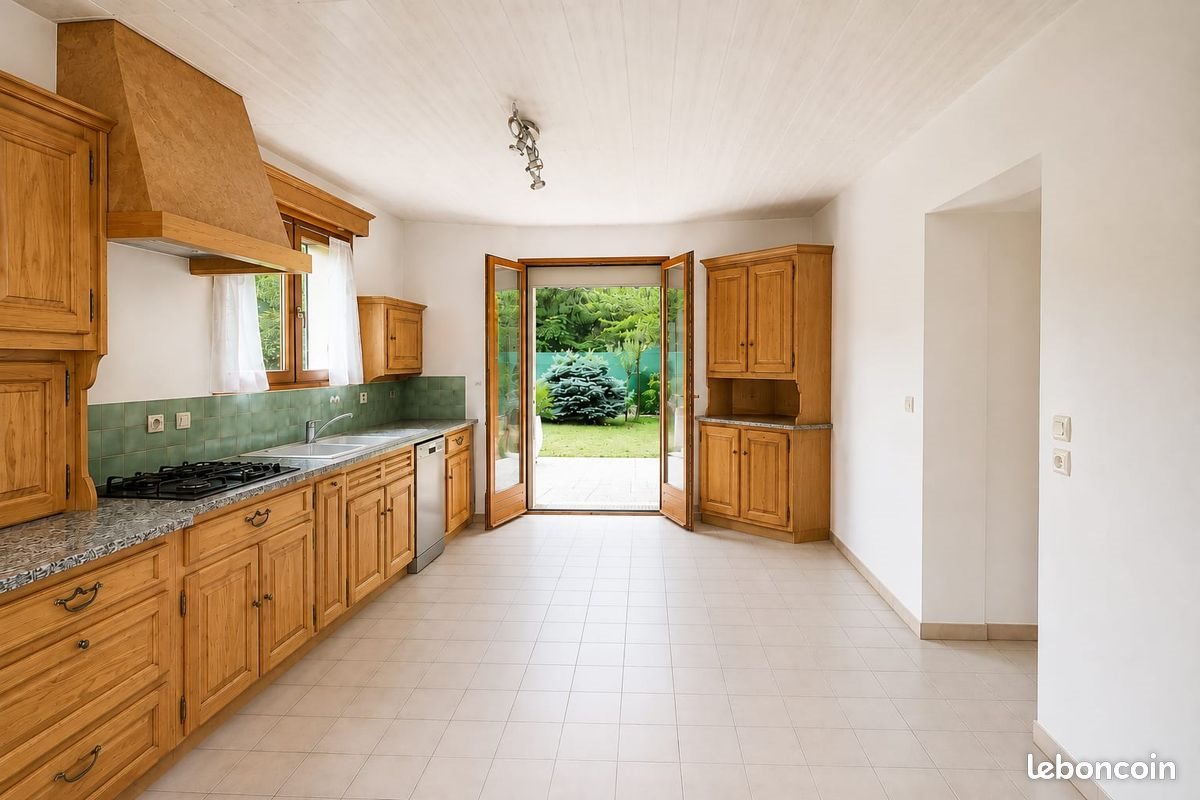 Maison à vendre, 150m², Challes-les-Eaux