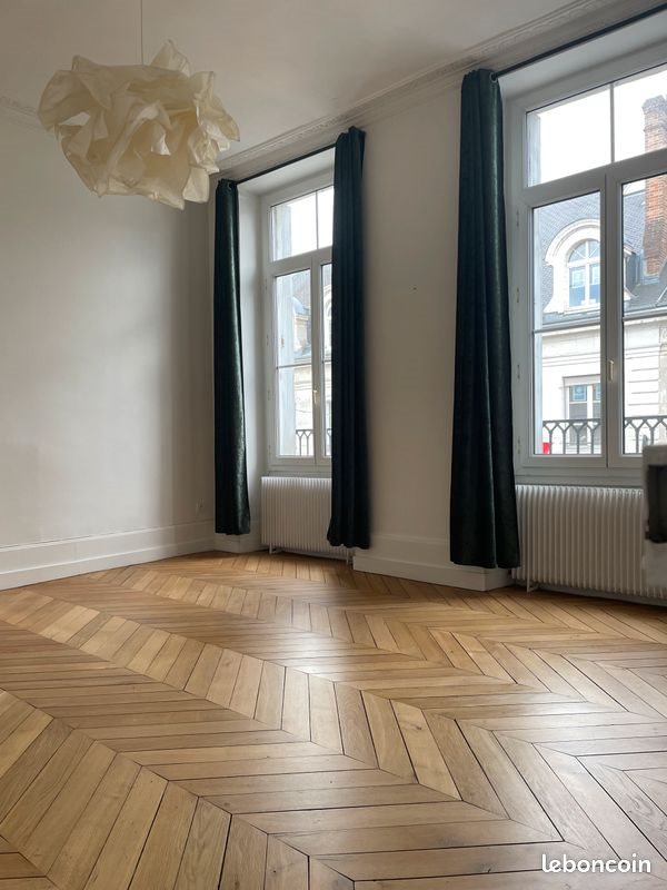 Appartement à louer, 82m², Orléans