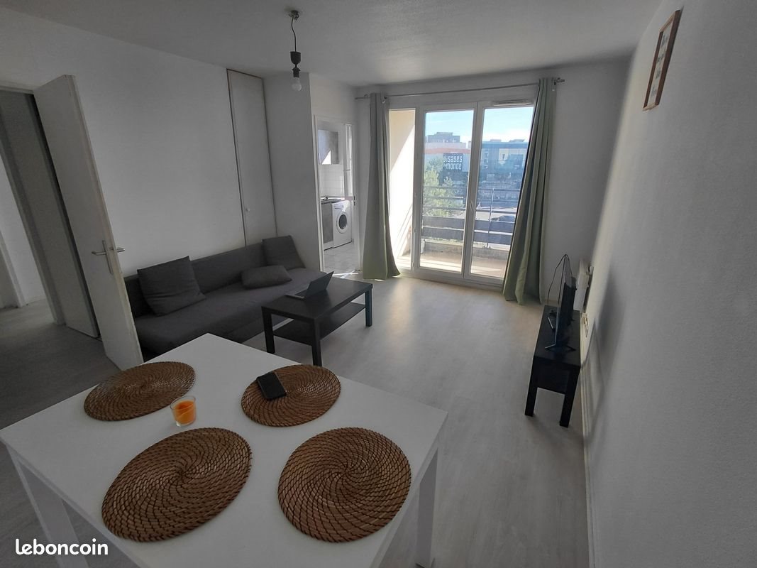 Appartement à louer, 40m², Cergy