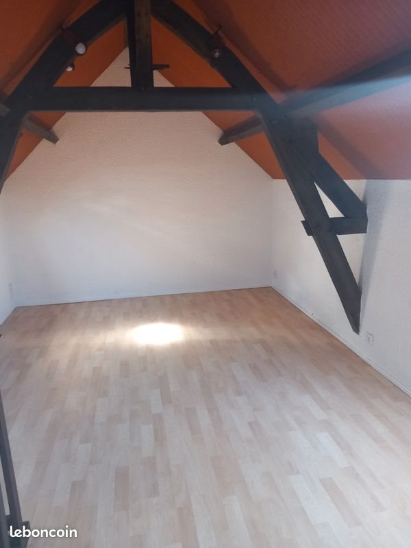 Maison à louer, 68m², Tuffé