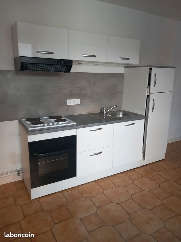Maison à louer, 68m², Tuffé