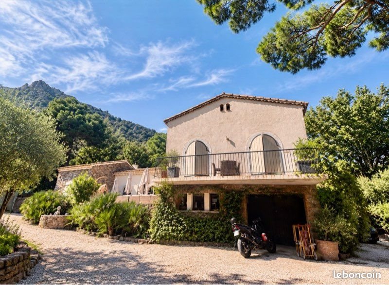 Maison à vendre, 215m², La Garde-Freinet