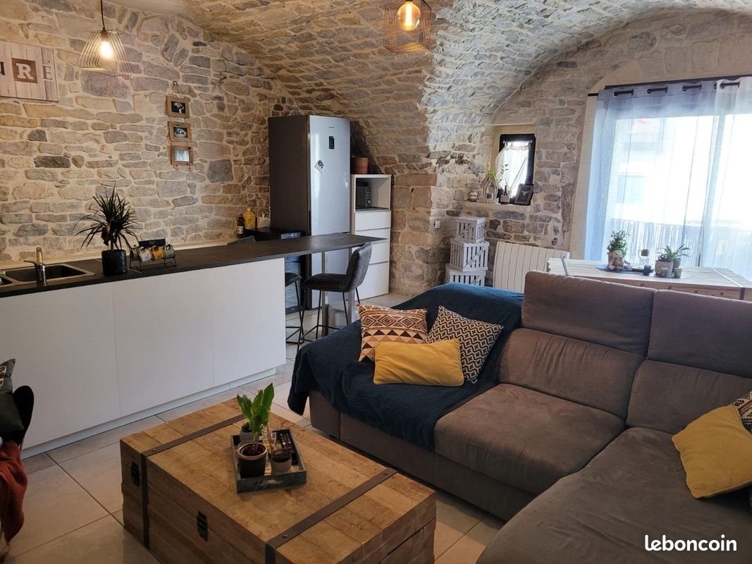 Maison à louer, 74m², Calvisson