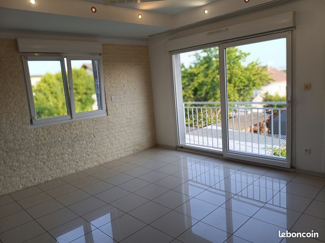 Appartement à louer, 57m², Exincourt