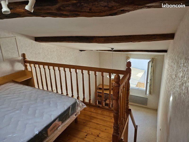 Appartement à louer, 55m², Saintes