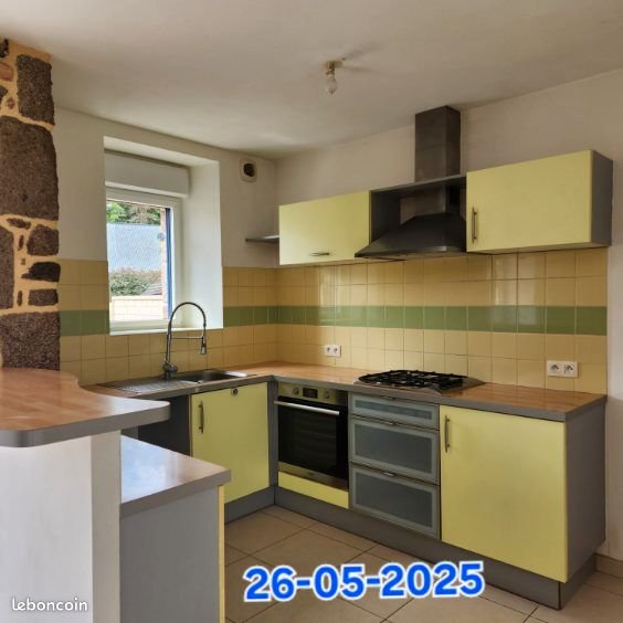 Maison à louer, 127m², Fougères